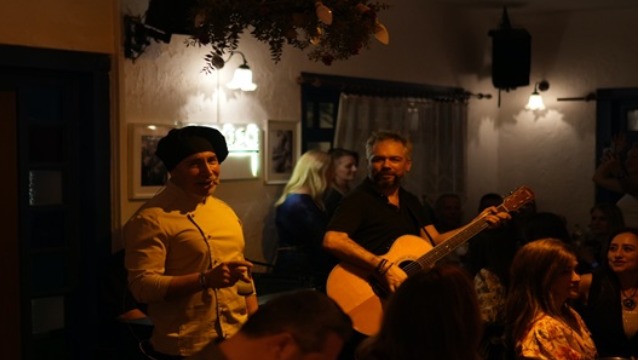 5masa: Müziğin, lezzetin ve samimi sohbetlerin buluşma noktası