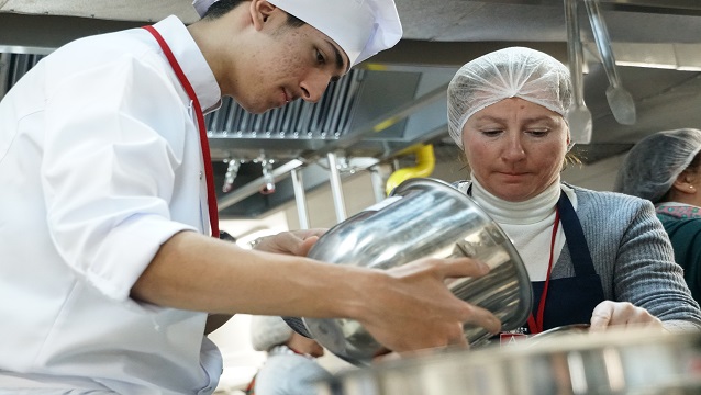 Altınbaş Üniversitesi Gastronomi ve Mutfak Sanatları Bölümü donanımlı şef adayları yetiştiriyor