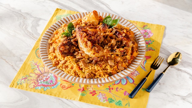 Duru Lezzetlerden bu ayın ilk tarifi Arabistan mutfağından Tavuk Kabsa 
