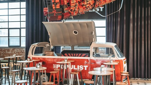 Eğlence dolu yeni yıl  The  Populist'te