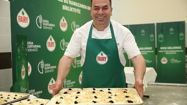 Fairy, Şef Rafet İnce’nin Yöresel Yemekleri ile Çadırkentlerdeki İftar Sofralarına Dayanışmanın Sıcaklığını Taşıdı