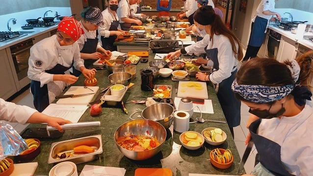 Haliç Üniversitesi Gastronomi ve Mutfak Sanatları bölümü donanımlı sektör profesyonelleri yetiştiriyor