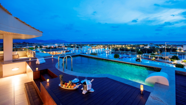 Hilton Dalaman Sarıgerme Resort & Spa Göl Evleri; huzura kaçışın adresi