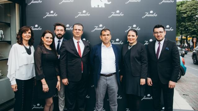 Jumbo, yeniden Etiler'de