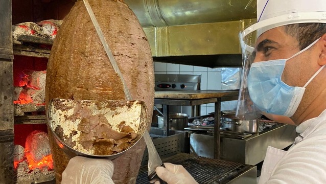 Kebapçı İskender lezzeti, misafirleriyle yeniden buluştu 