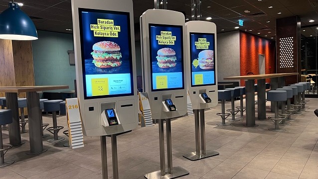 McDonald’s Türkiye ile geleceğin restoran deneyimi Kartal’da