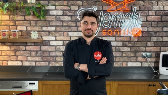 Şef Mert Karakuş: Lezzetli yemeklerin reçetesinde sevgi şart