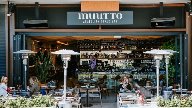 Muutto Anatolian Tapas Bar Casual dining konseptinde lezzetli paylaşımlık mezeler