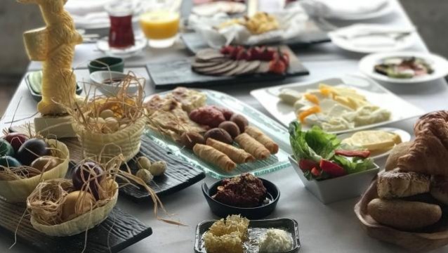 Paskalya Ruhunu Conrad İstanbul Bosphorus’un kahvaltısıyla yaşayın