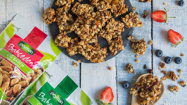 Sağlıklı ve pratik bir atıştırmalık:  Peyman'dan ev yapımı Granola