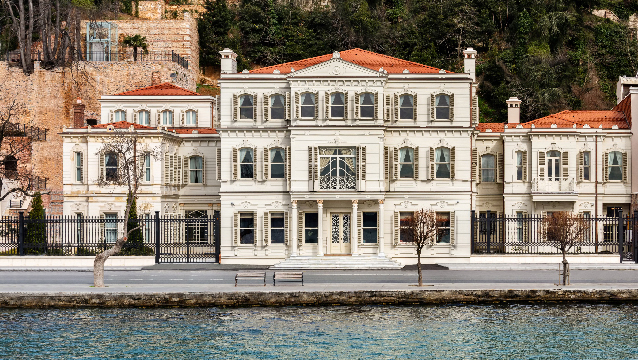 Tarihi sarnıçta gastronomi yolculuğu: Defne Restoran