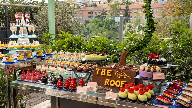 The Ritz-Carlton, Istanbul sonbaharı geleneksel Pazar brunchı ile kutluyor