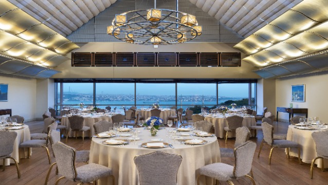 The Ritz-Carlton, Istanbul davetlerde zarafeti merkeze alıyor