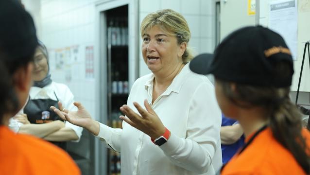TOÇEV’li çocuklar Little Caesars’la mutfağa girdi