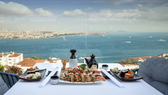 Uzak Doğu Mutfağı'nın muhteşem lezzetleri 'Asian Night' ile Izaka Restaurant'ta