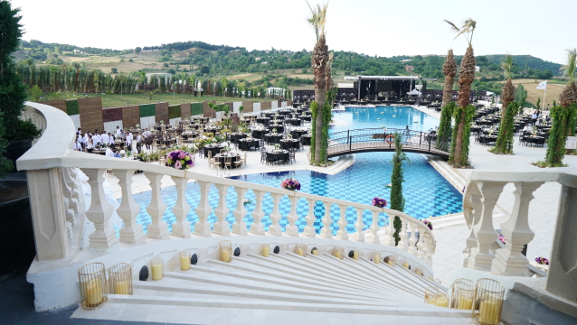 Yalova Terma City; 20 kral daireli devasa otel