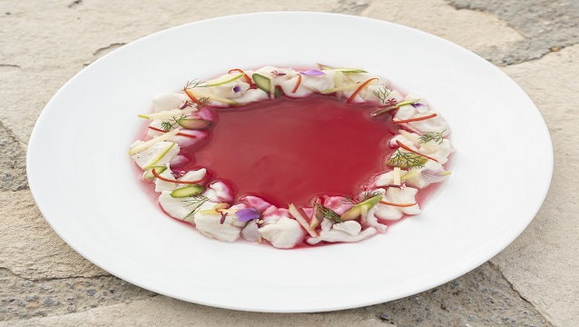 Yenilenen Meze by The Sea Restaurant, Six Senses Kaplankaya’da açıldı 