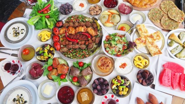 Yöresel Antep lezzetleri Ramazan sofralarında buluşuyor