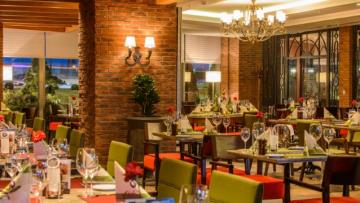 Yılın en romantik günü Elite World Hotels’de